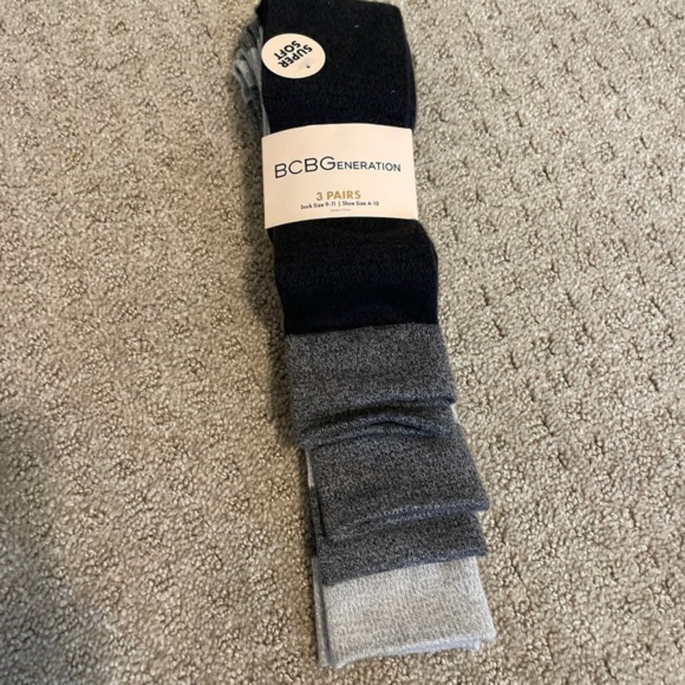 NWT- BCBGeneration Super Soft 3 Pairs Gray Long Socks